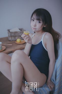 杨钰莹是谁开的包